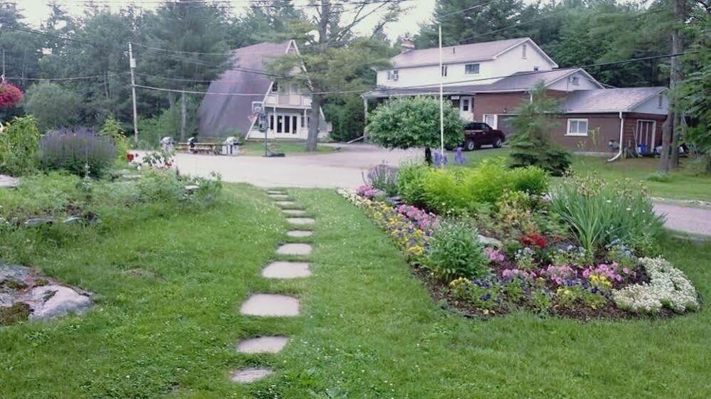 Pinedale Inn Gravenhurst Luaran gambar